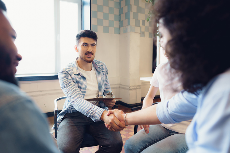 personnes qui travaillent dans l'événementiel